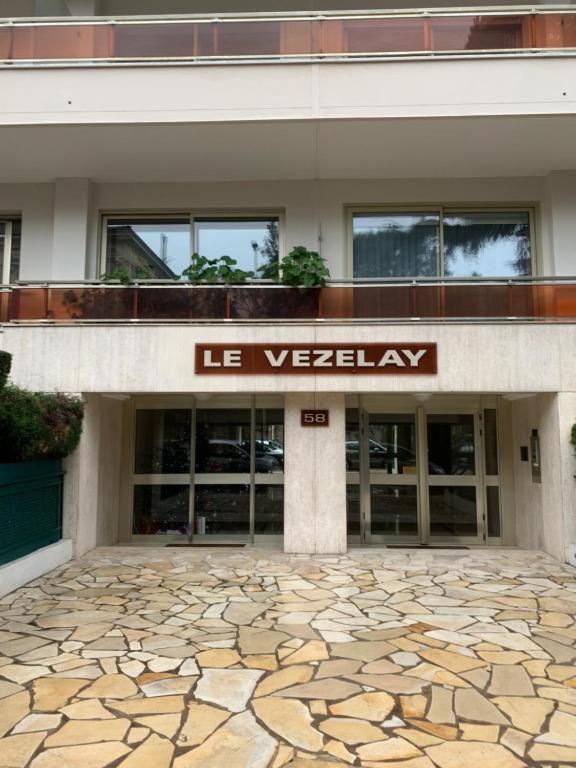 Vezelay 3 Luxury 3 Bedrooms, By Welcome To Cannes